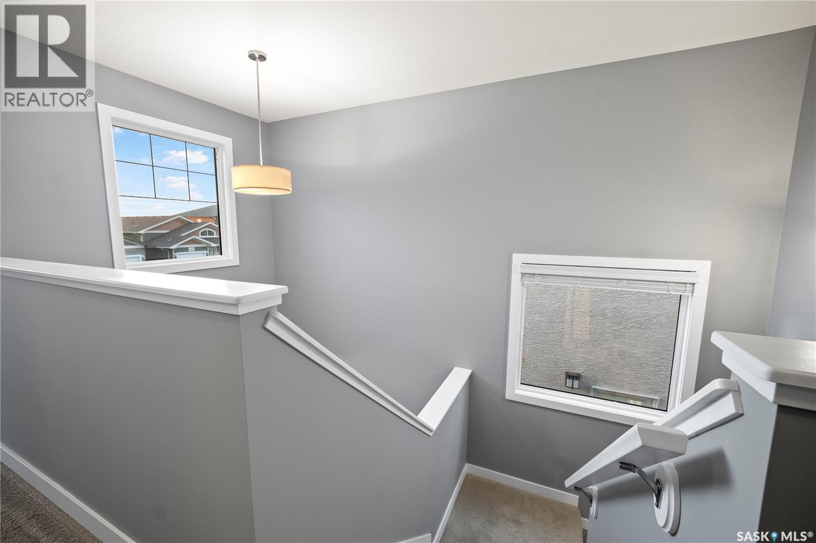 5681 Pearsall Crescent Property Photo 19