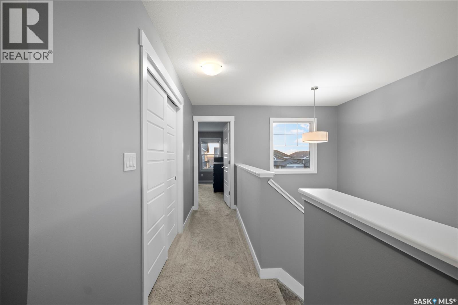 5681 Pearsall Crescent Property Photo 20