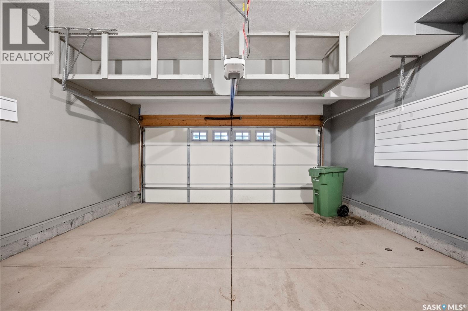 5681 Pearsall Crescent Property Photo 42