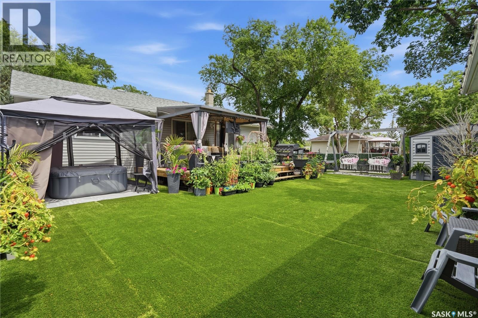 1237 10th Avenue E Property Photo 16