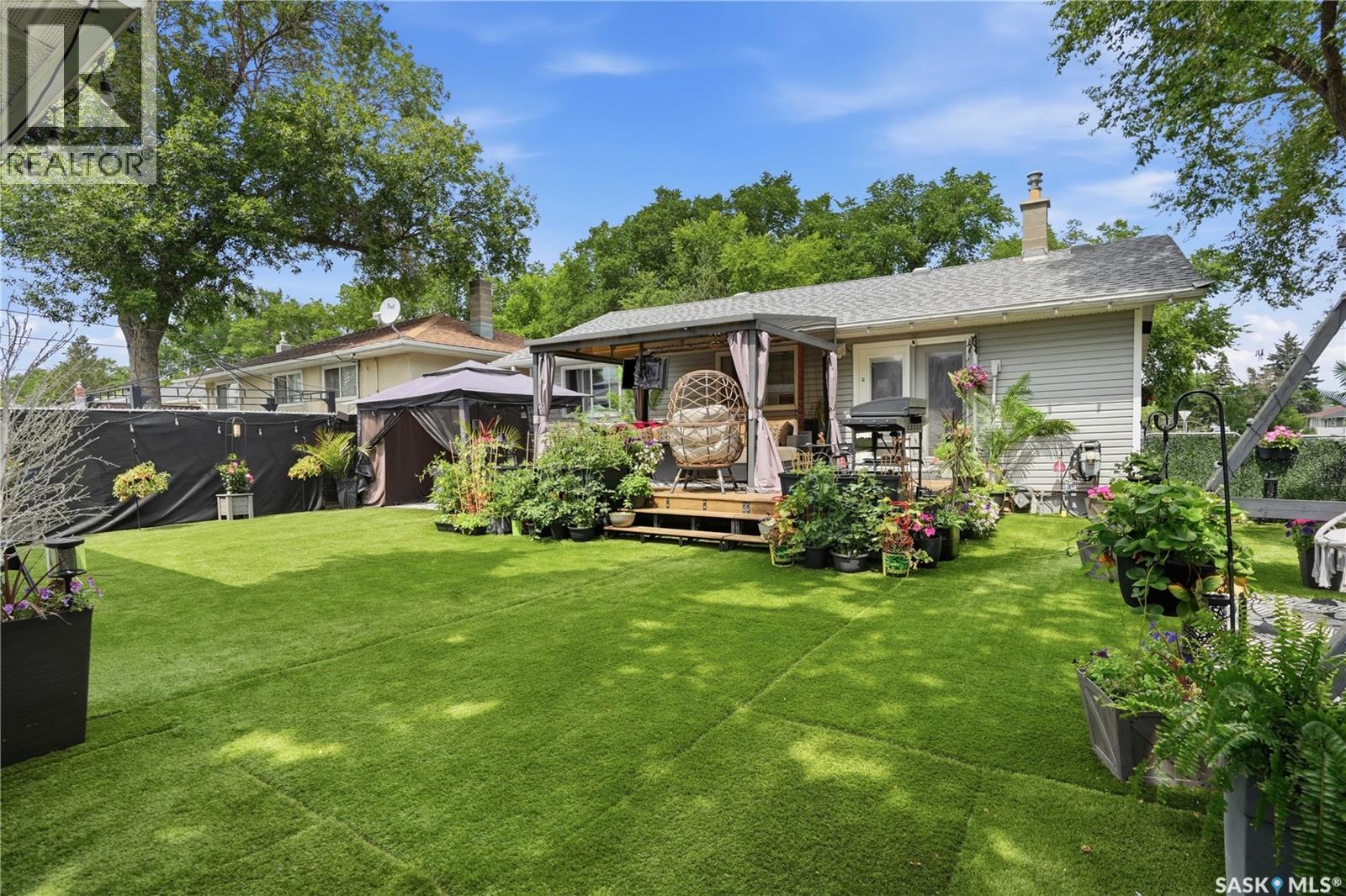 1237 10th Avenue E Property Photo 18