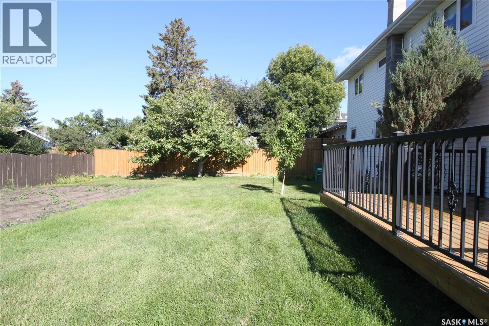 230 Auld Crescent Property Photo 23
