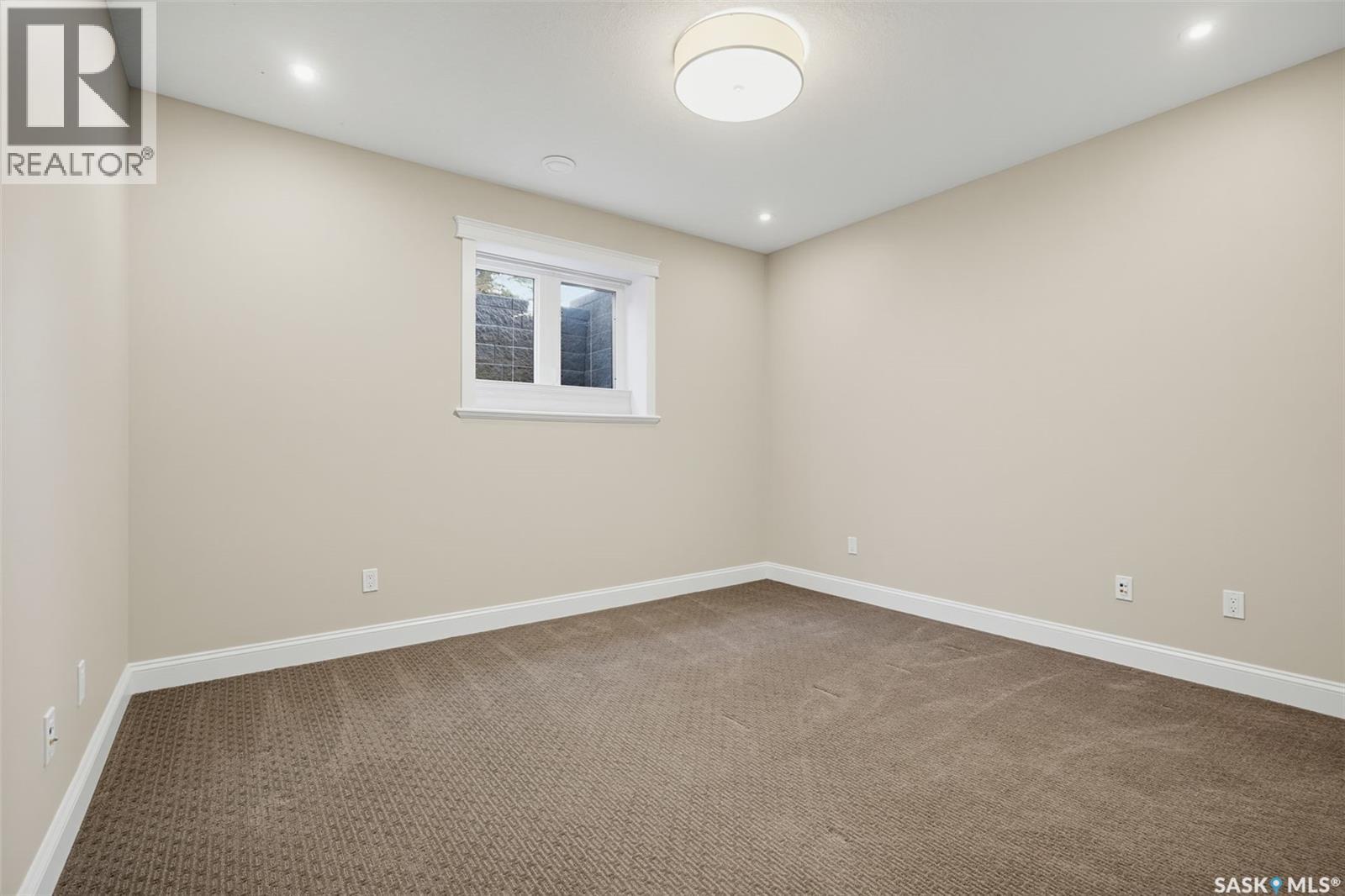 431 Paton Place Property Photo 34