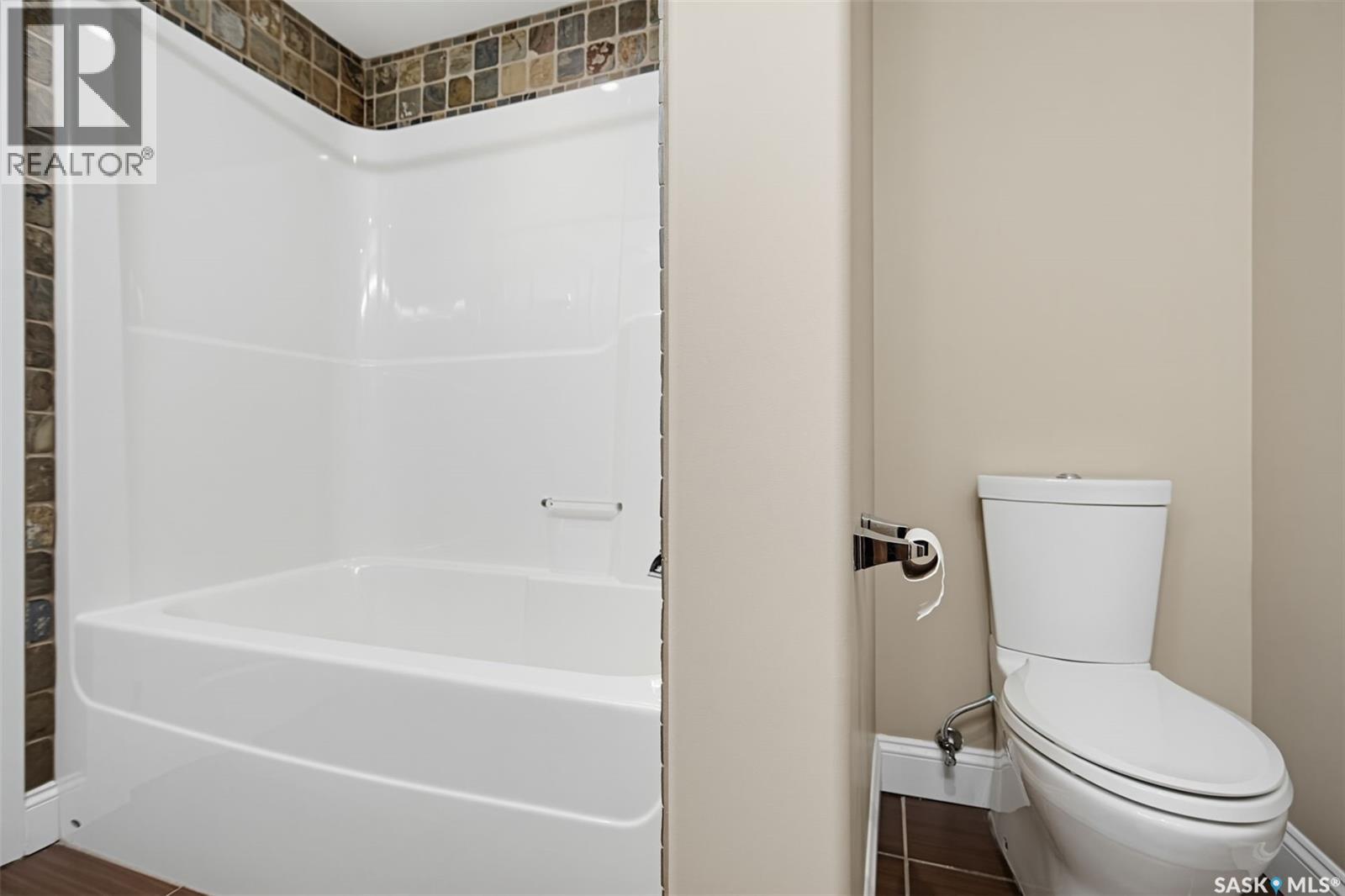 431 Paton Place Property Photo 36