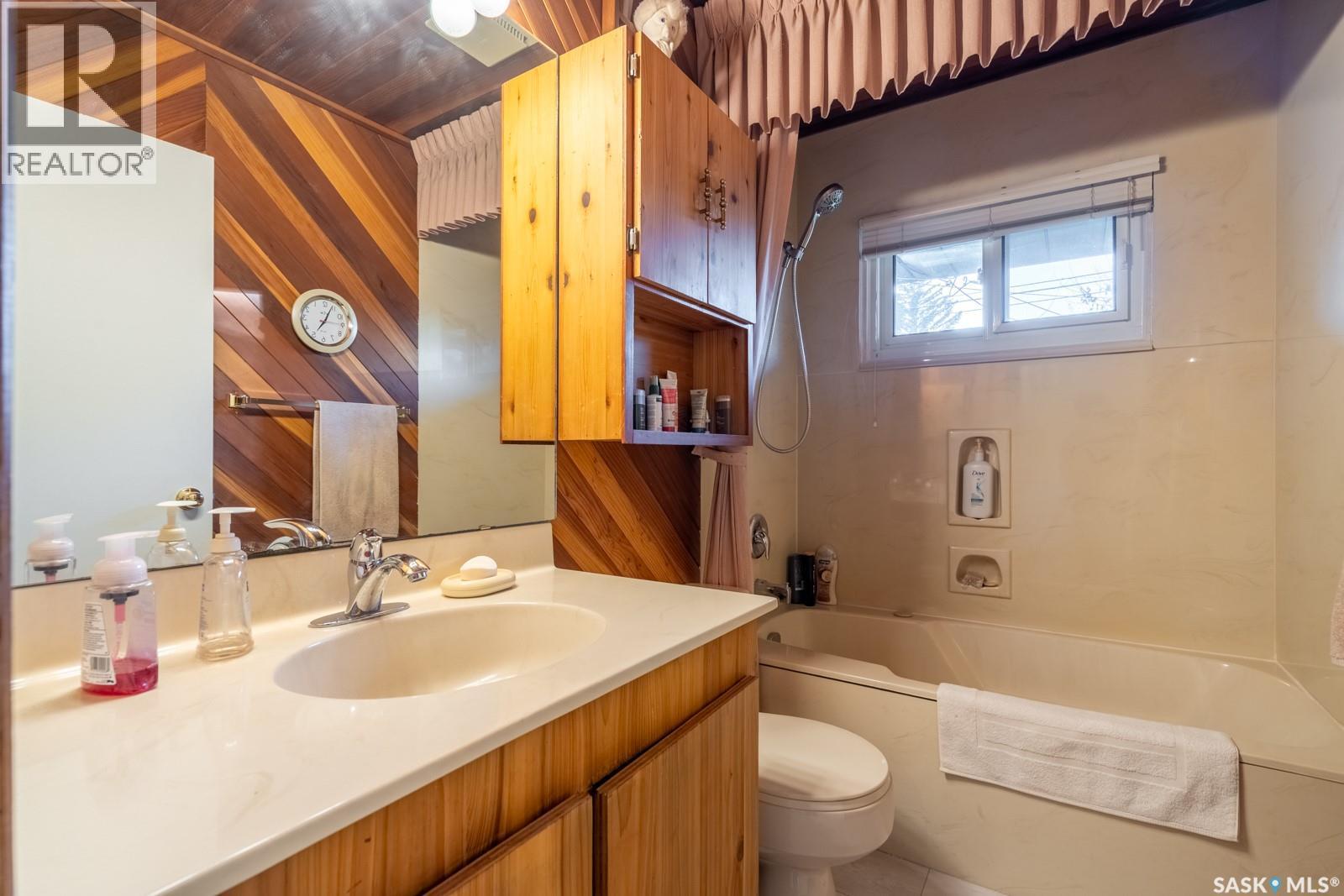 224 Frontenac Drive Property Photo 17