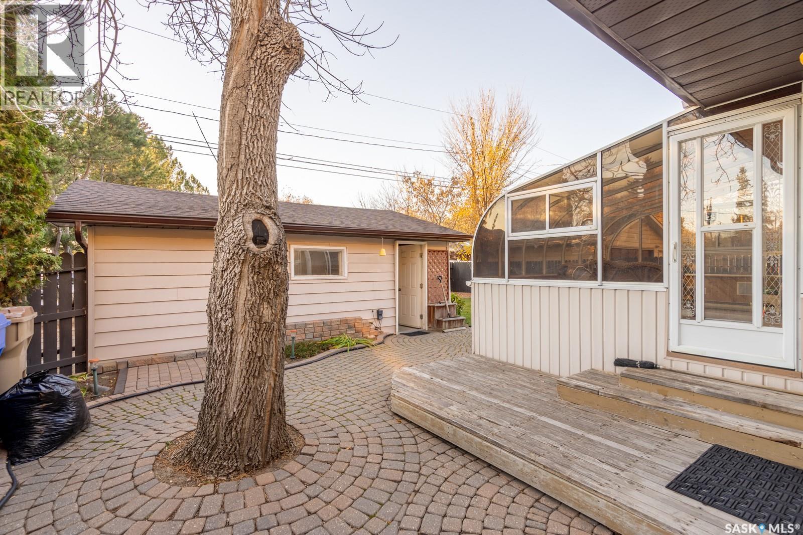 224 Frontenac Drive Property Photo 29