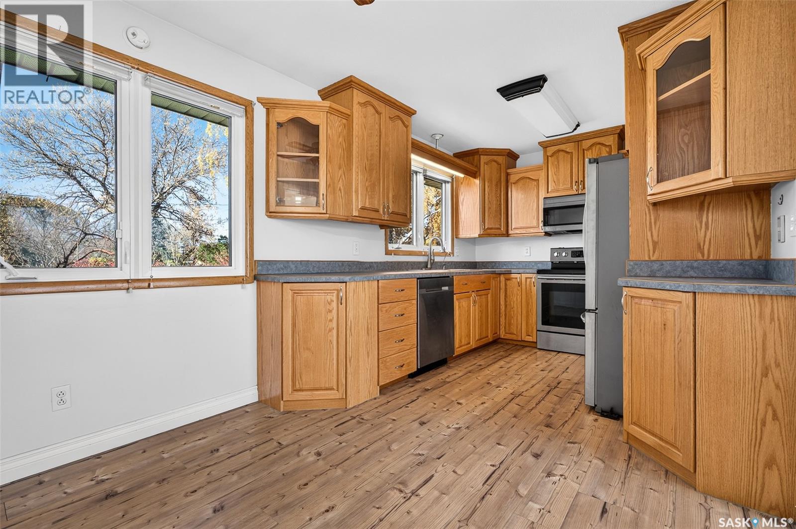 704 Norfolk Avenue Property Photo 3
