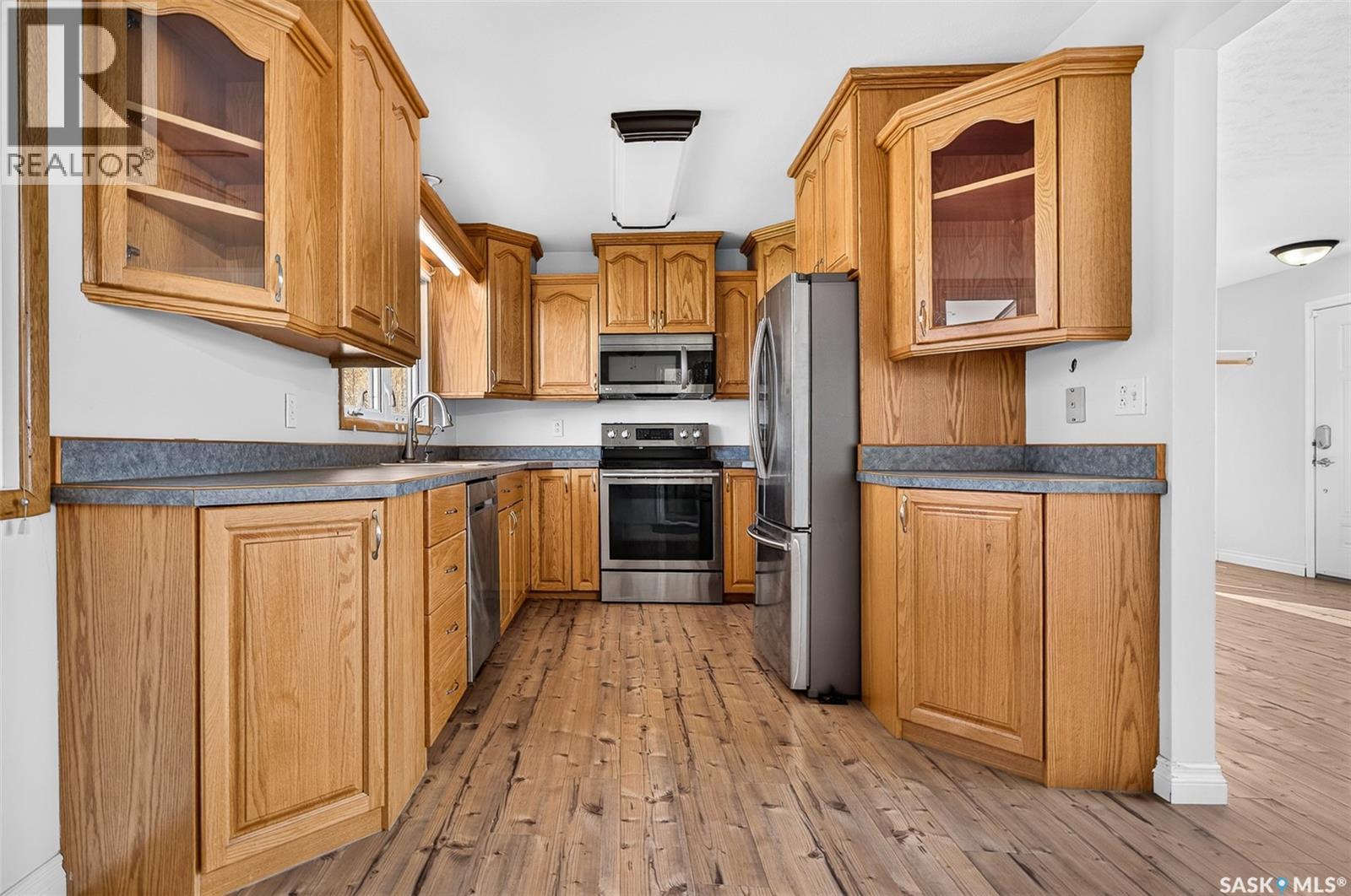 704 Norfolk Avenue Property Photo 4