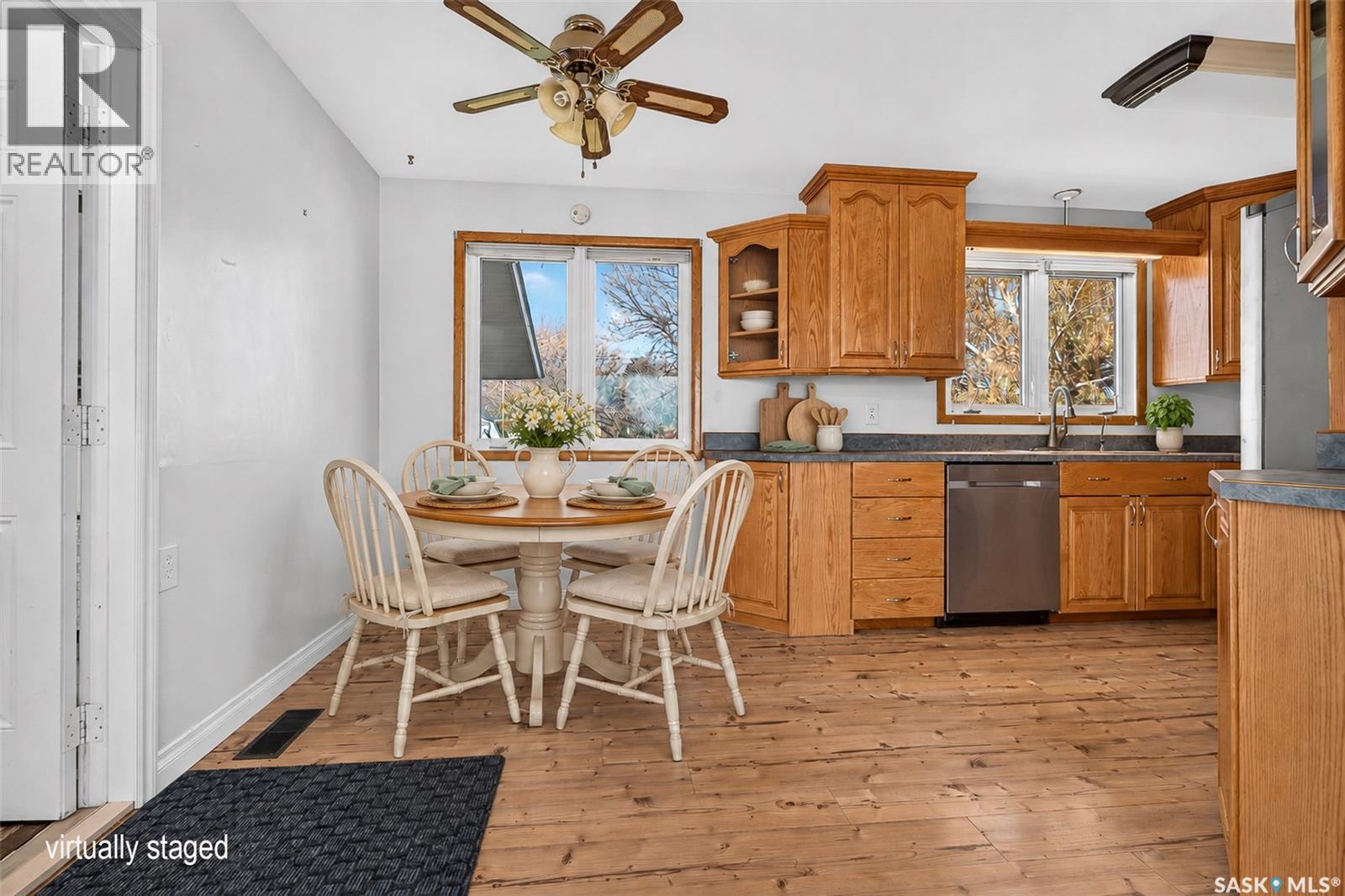 704 Norfolk Avenue Property Photo 6