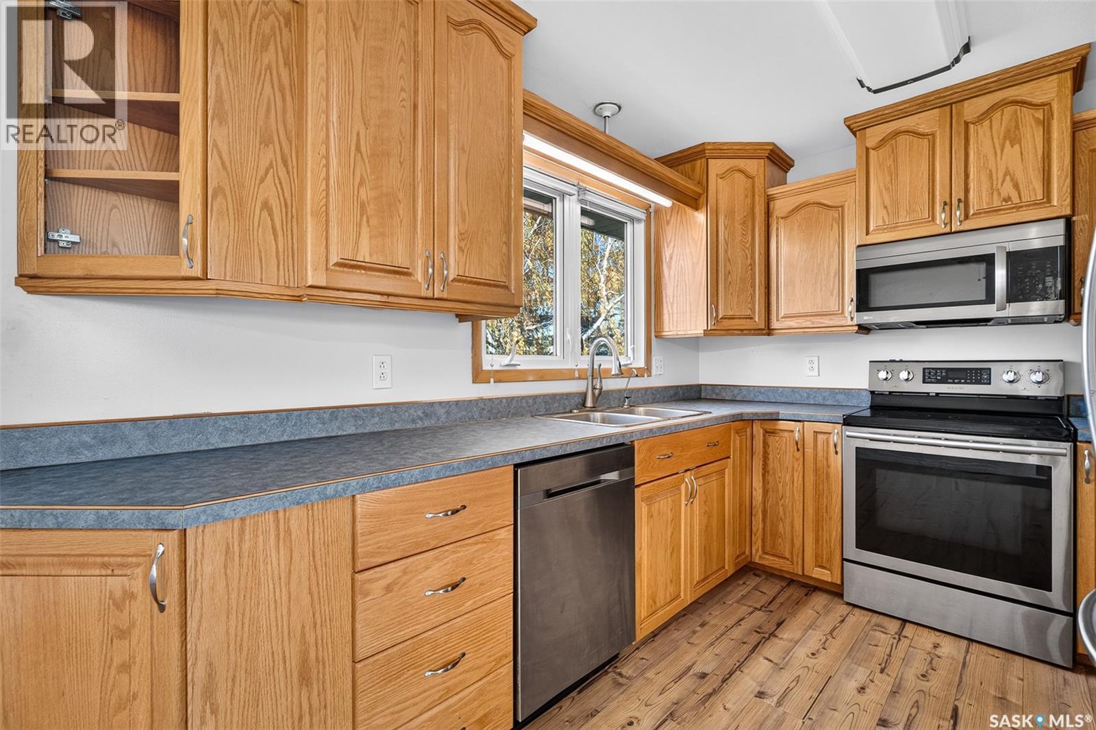 704 Norfolk Avenue Property Photo 7
