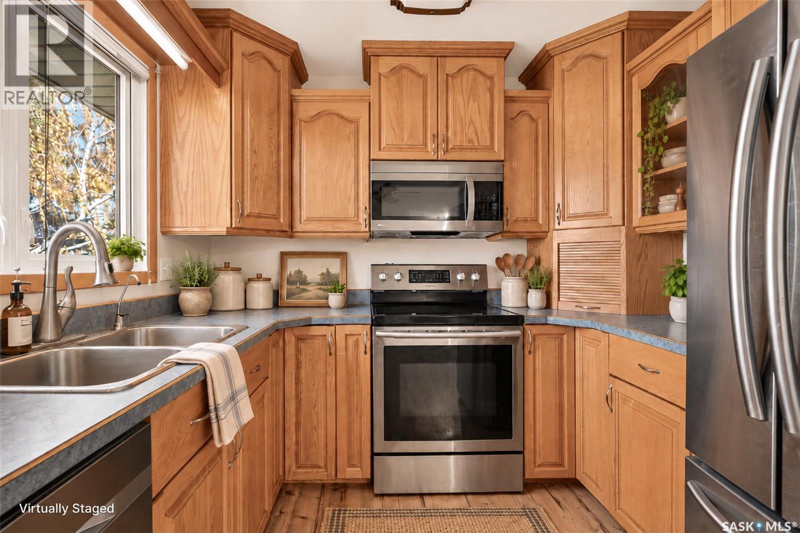 704 Norfolk Avenue Property Photo 10