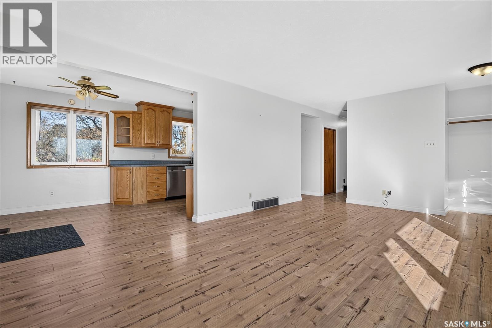 704 Norfolk Avenue Property Photo 18