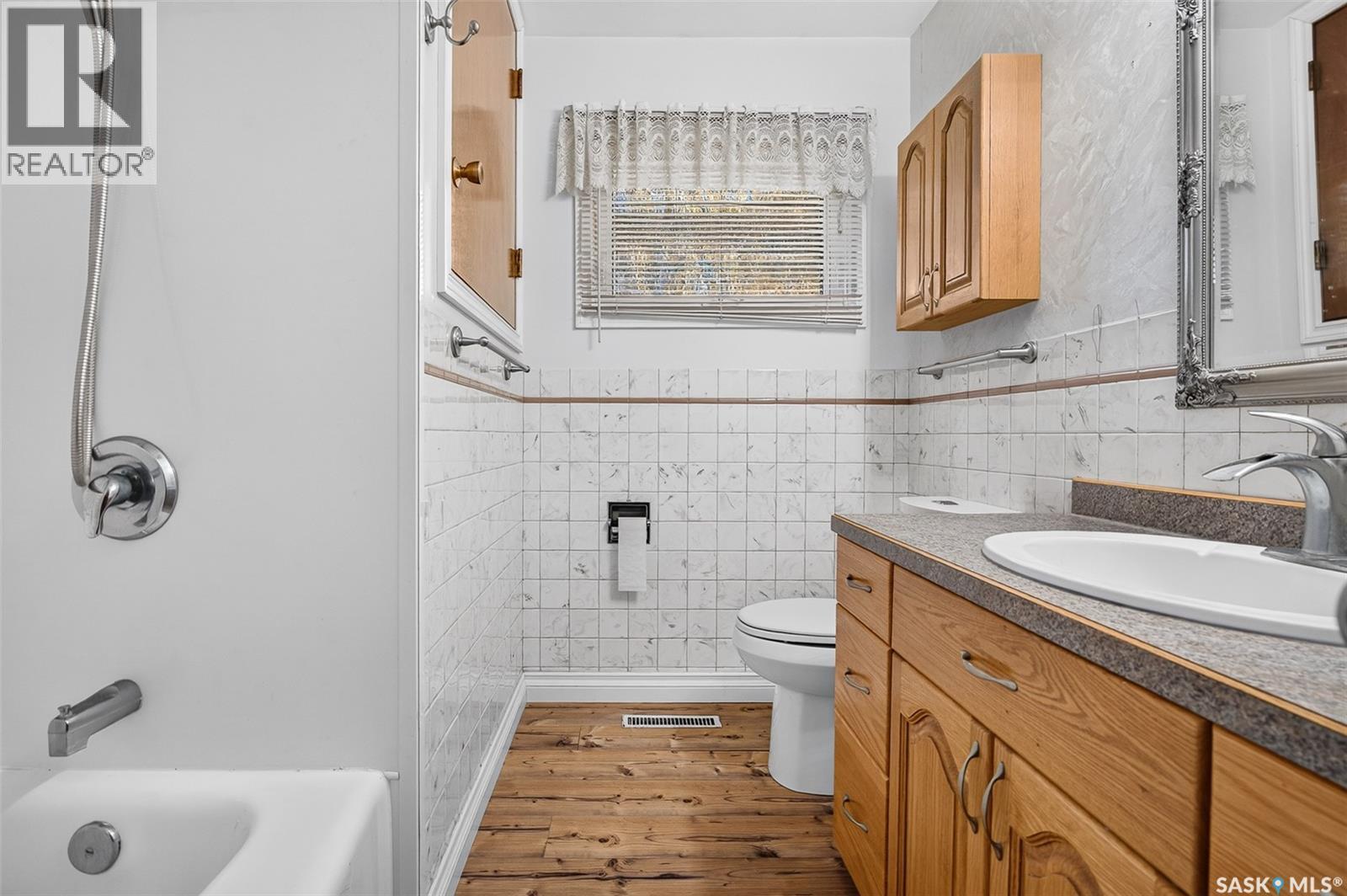 704 Norfolk Avenue Property Photo 26