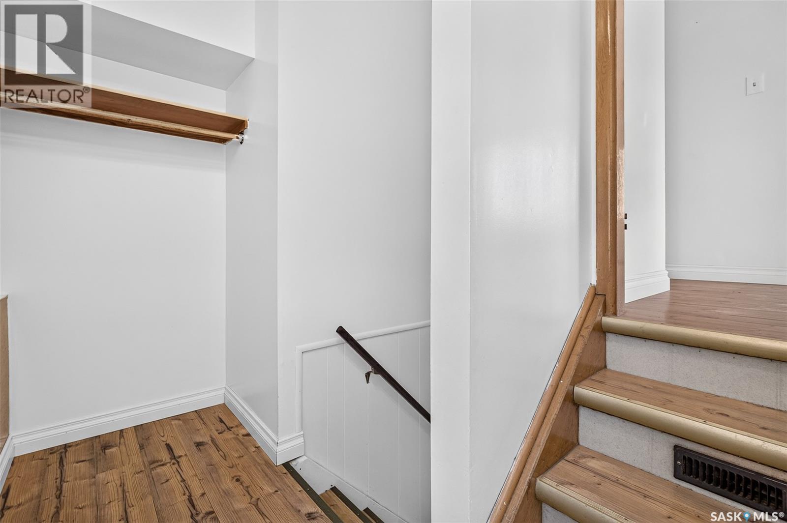 704 Norfolk Avenue Property Photo 40