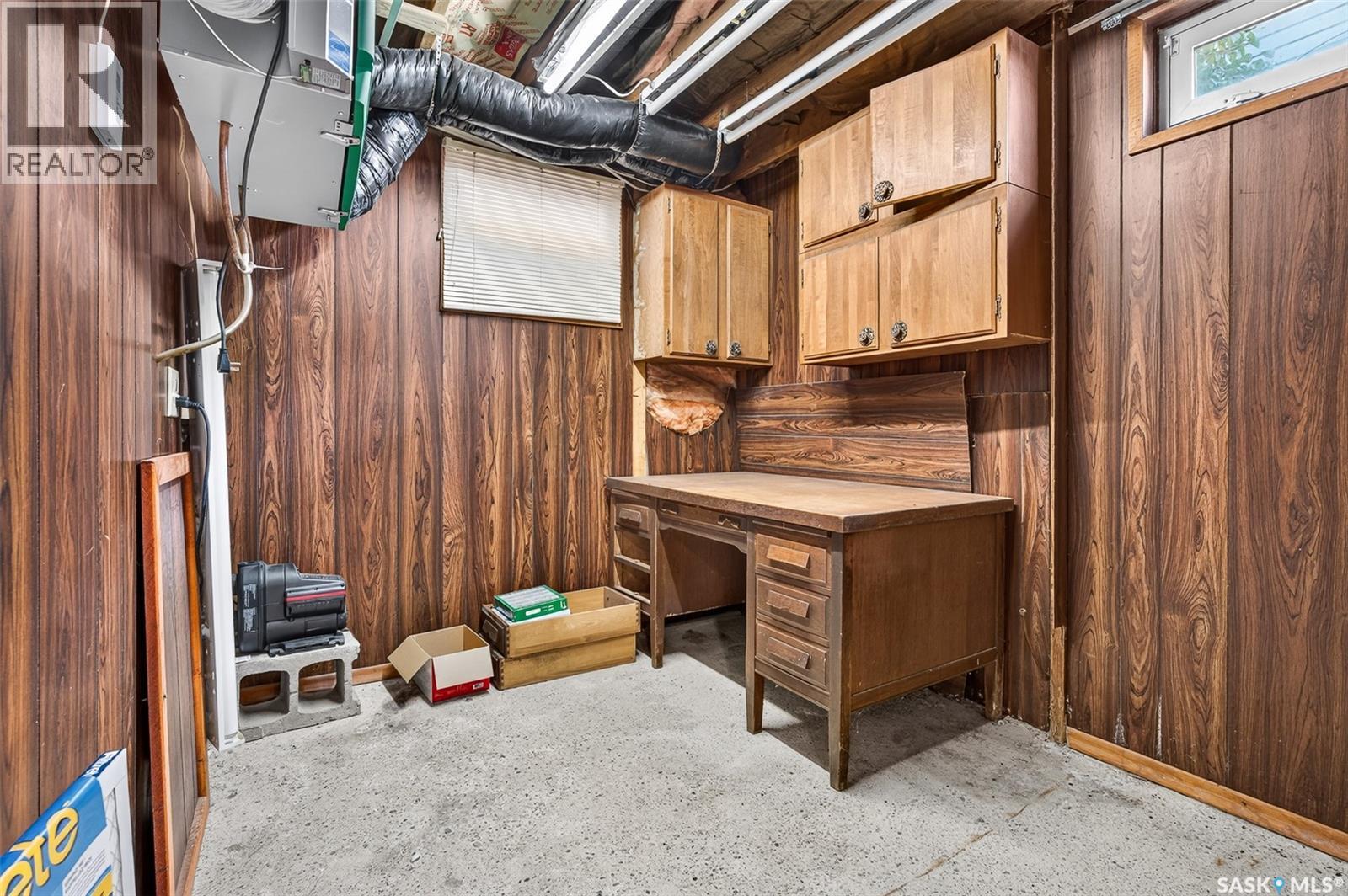 704 Norfolk Avenue Property Photo 41