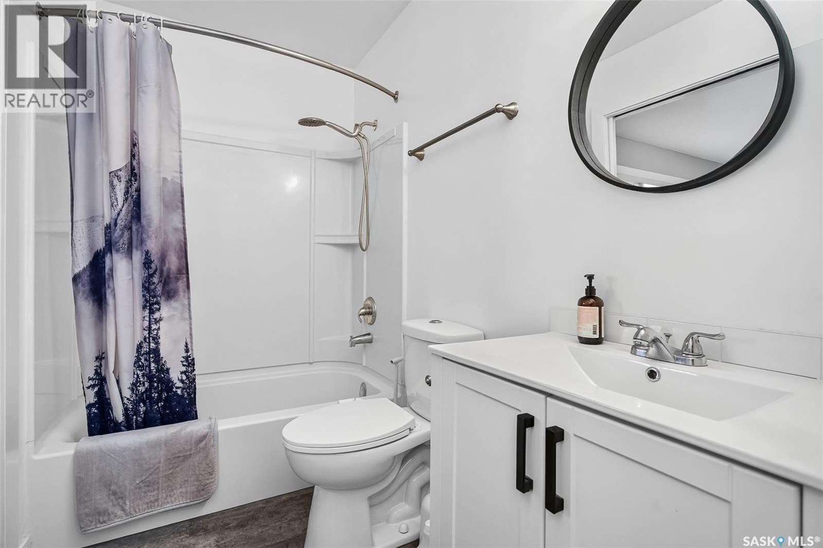 1211 Pascoe Drive E Property Photo 15