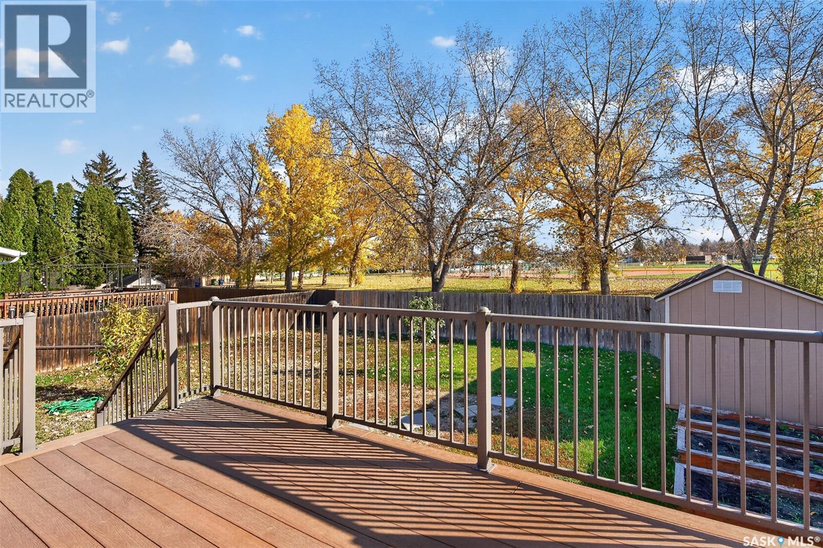 1211 Pascoe Drive E Property Photo 31