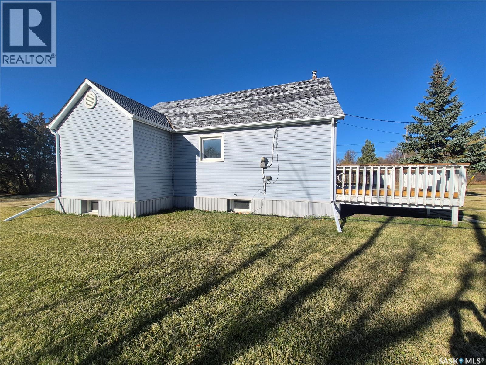 304 Froude Street Property Photo 6