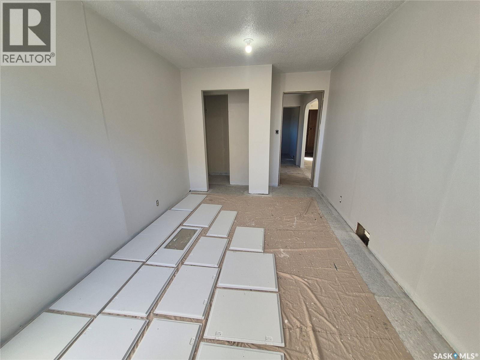 304 Froude Street Property Photo 22