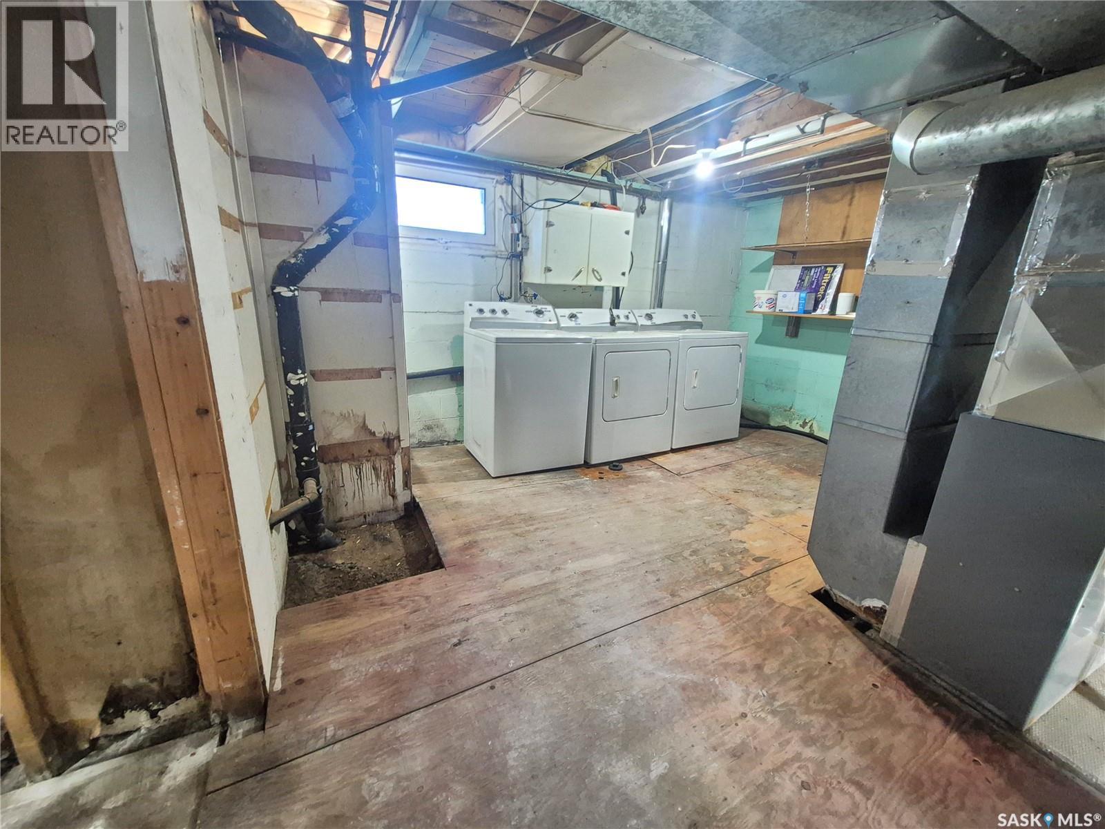 304 Froude Street Property Photo 32