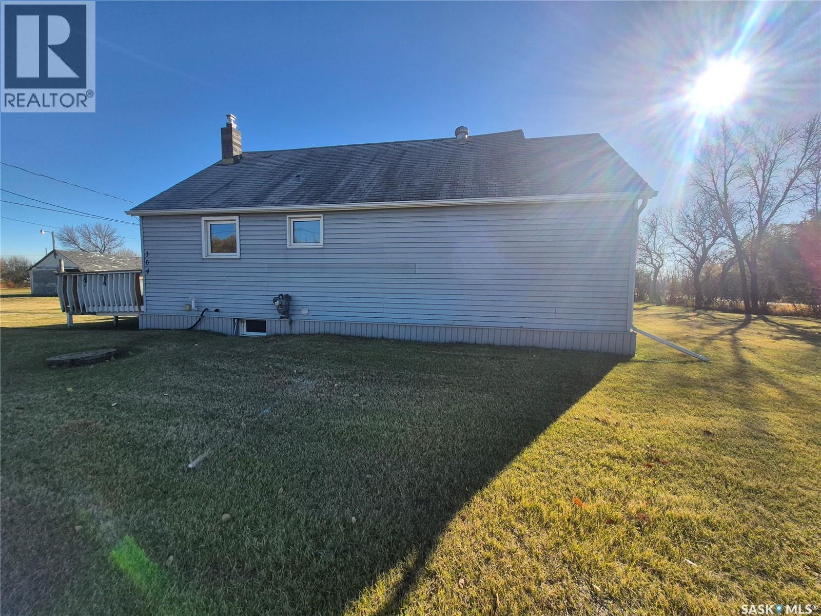 304 Froude Street Property Photo 45