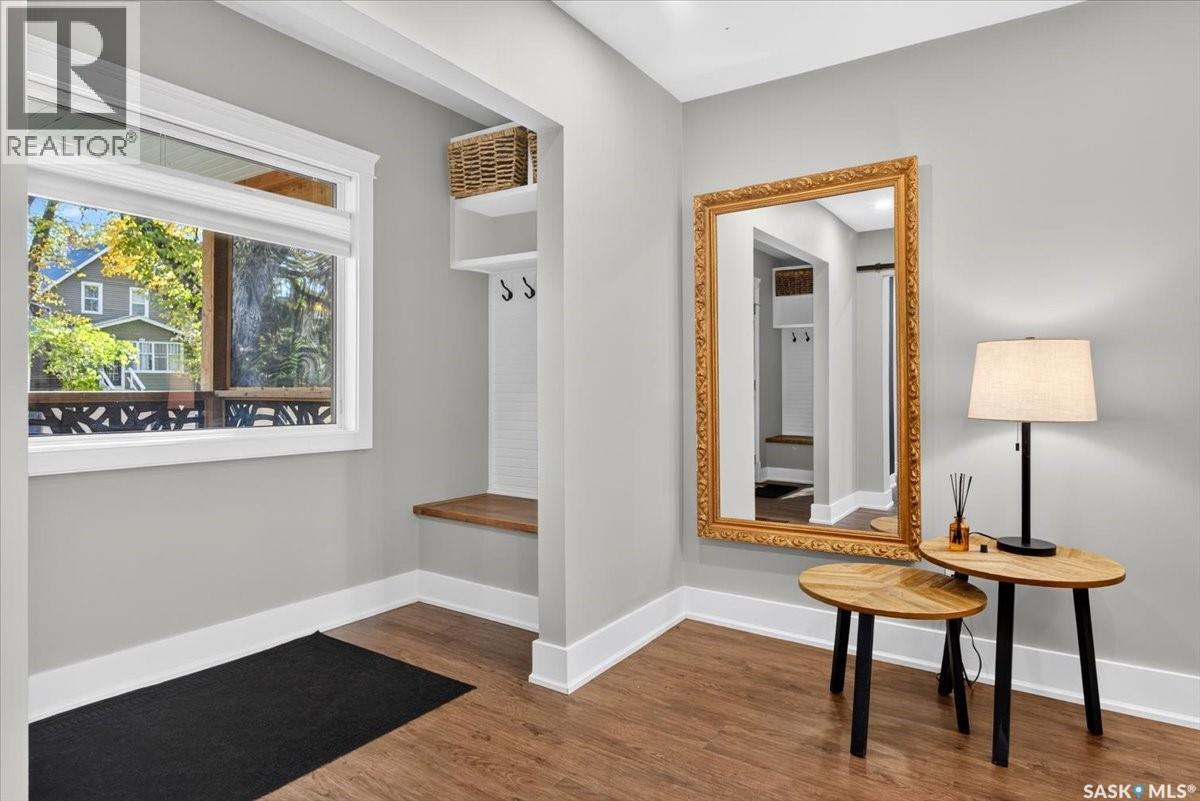 2042 Argyle Street Property Photo 3