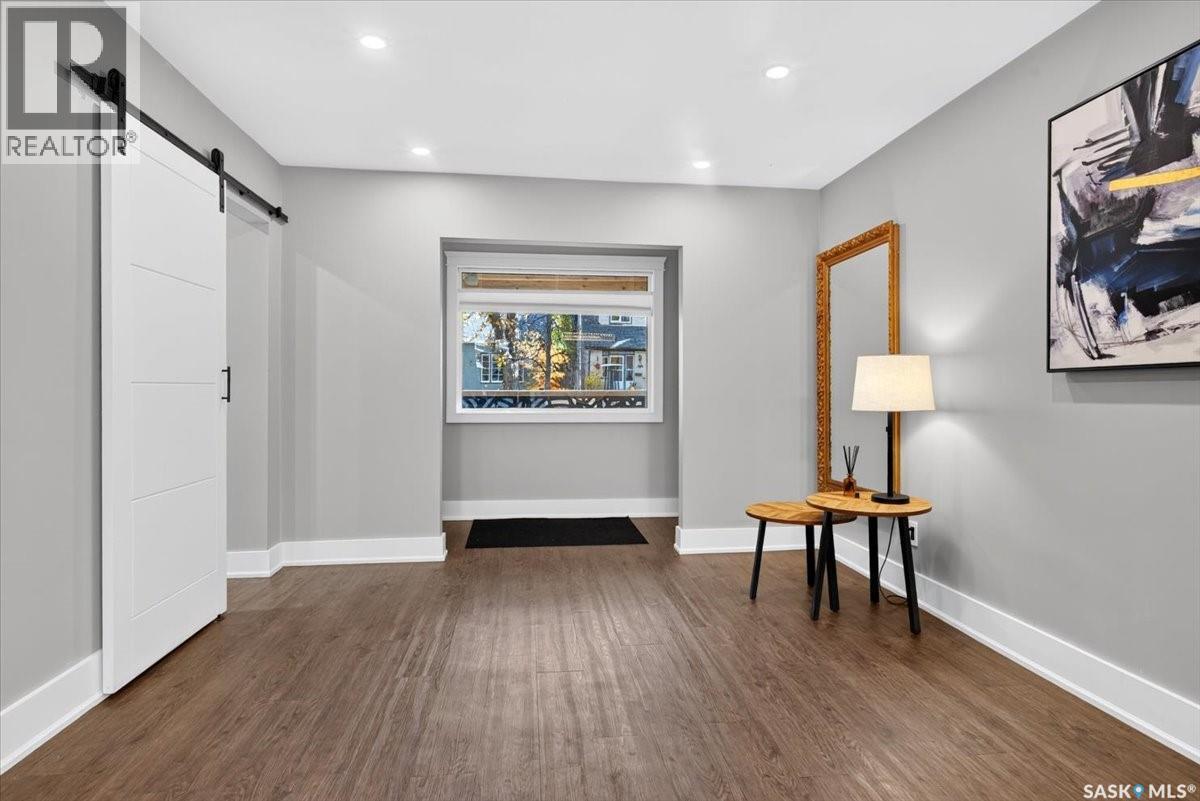 2042 Argyle Street Property Photo 5