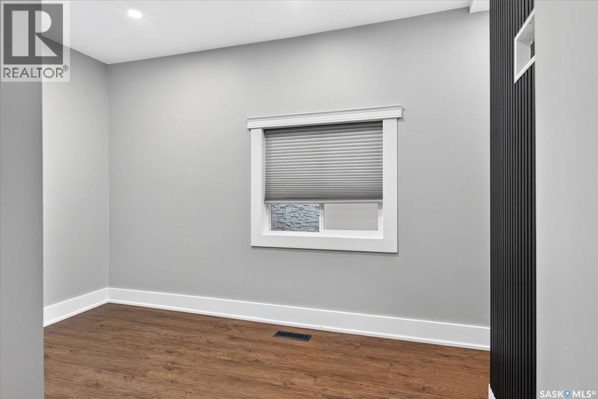 2042 Argyle Street Property Photo 24
