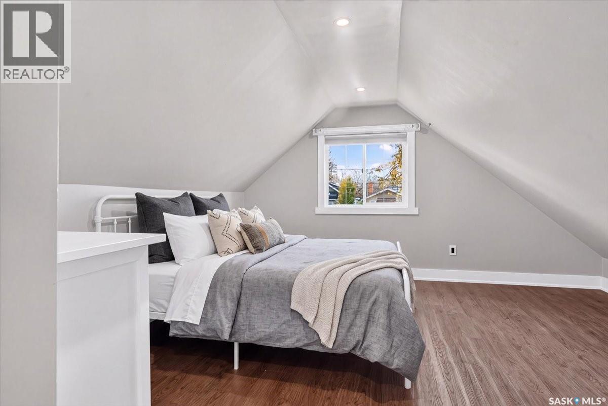 2042 Argyle Street Property Photo 26