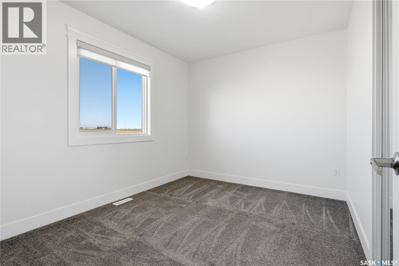 3150 Mazurak Crescent Property Photo 31