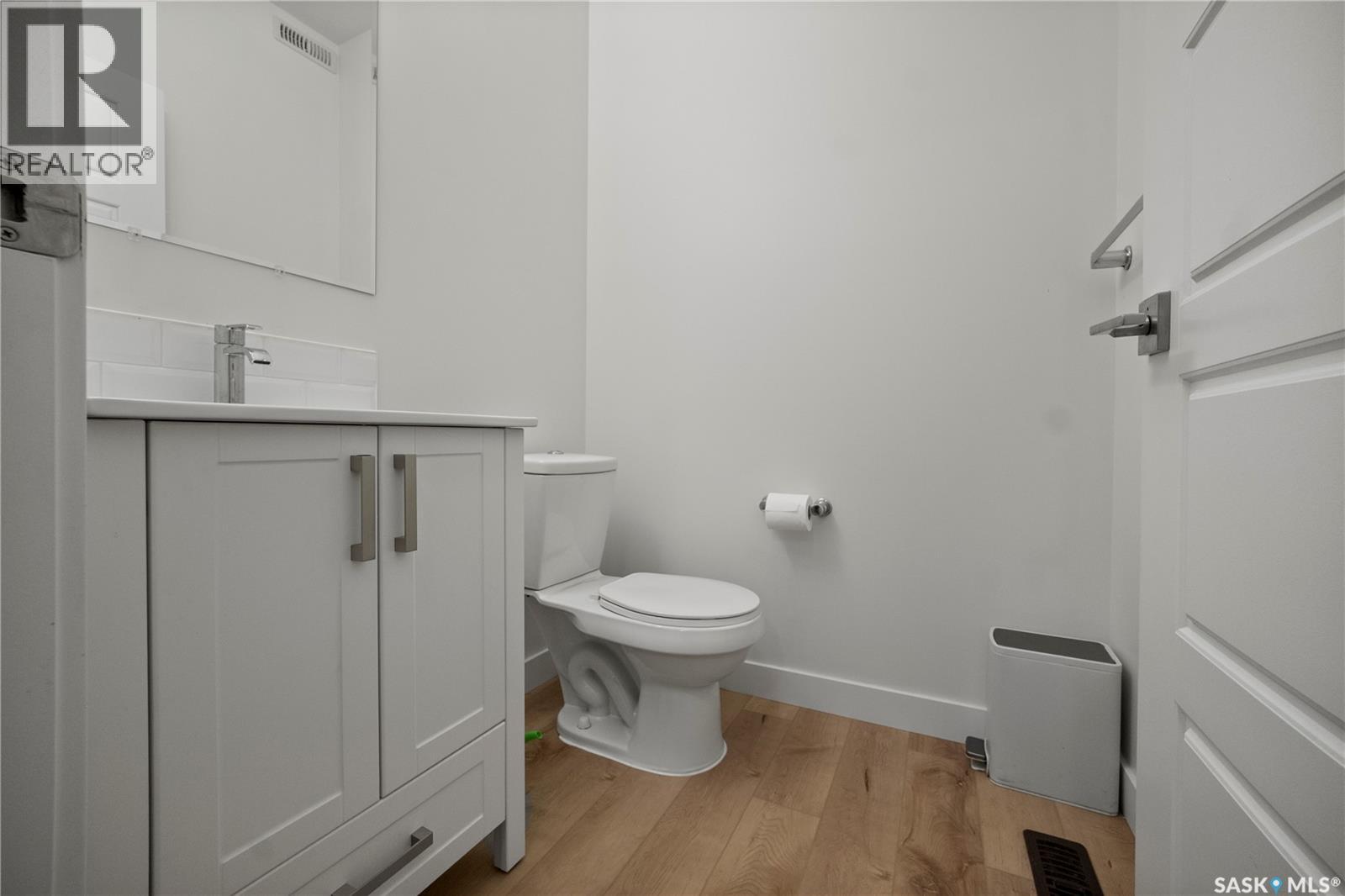 4221 Green Olive Way E Property Photo 11