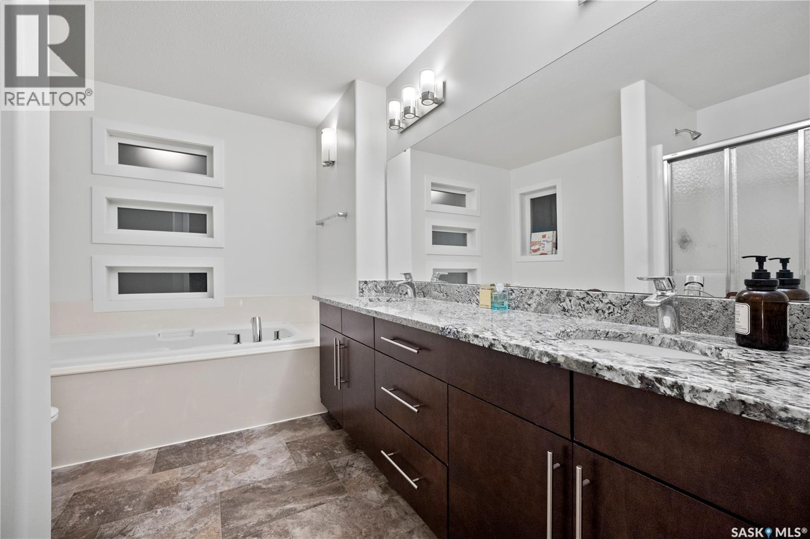 4221 Green Olive Way E Property Photo 14