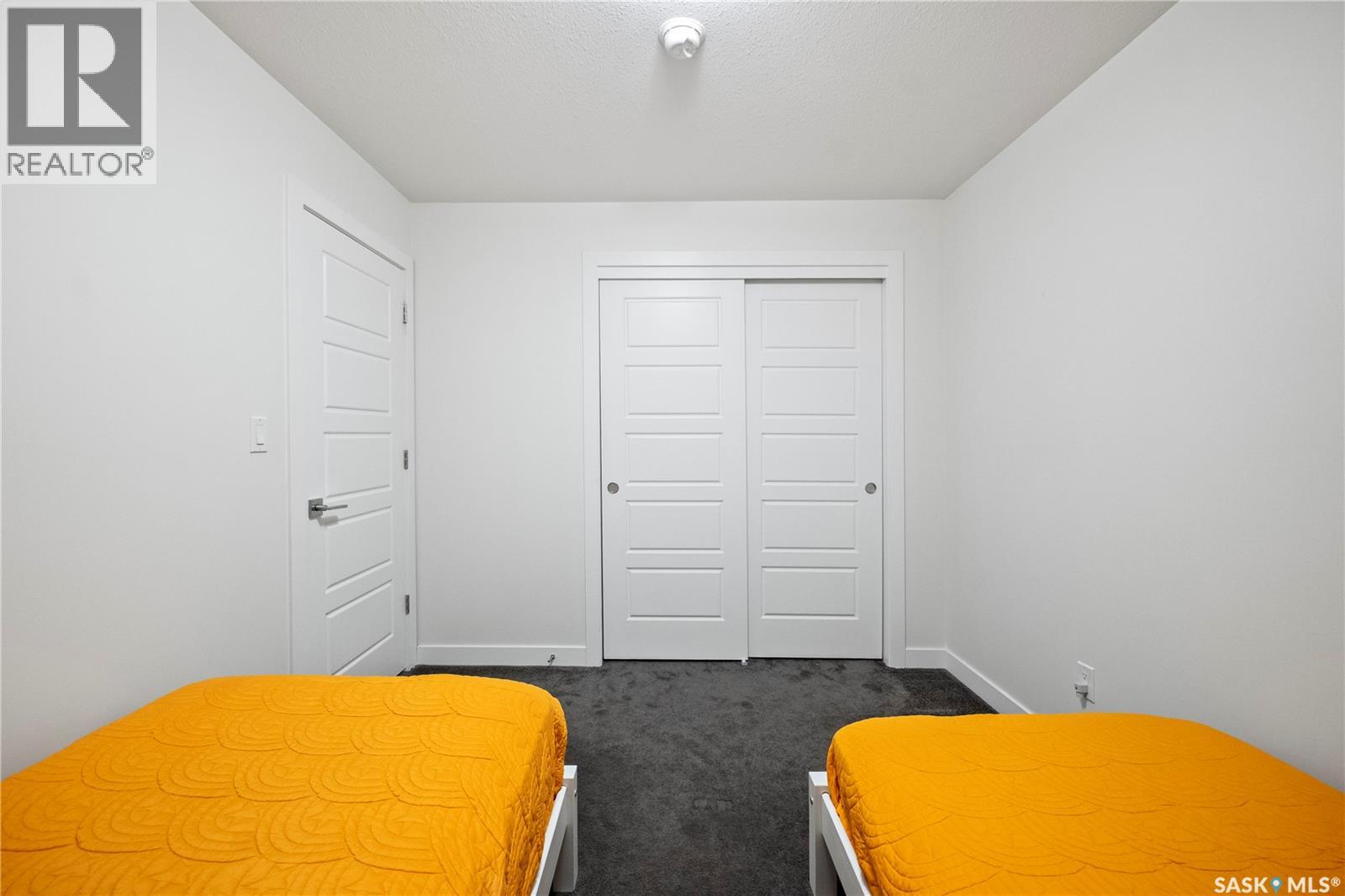 4221 Green Olive Way E Property Photo 18