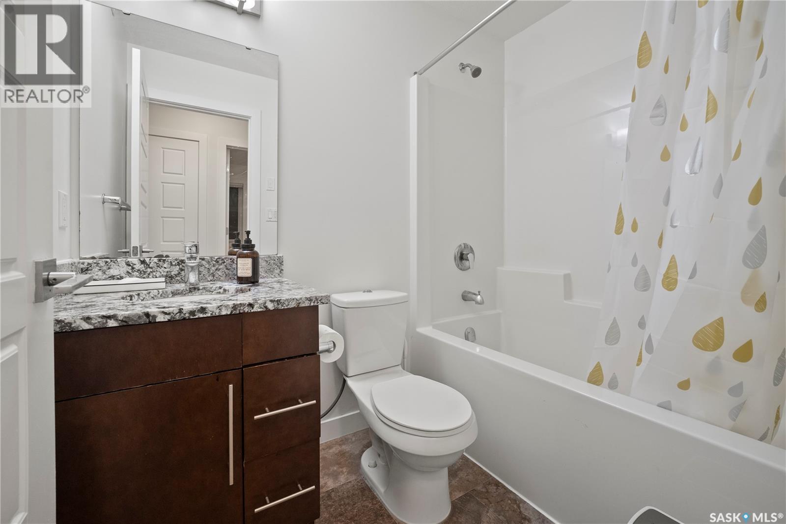 4221 Green Olive Way E Property Photo 20