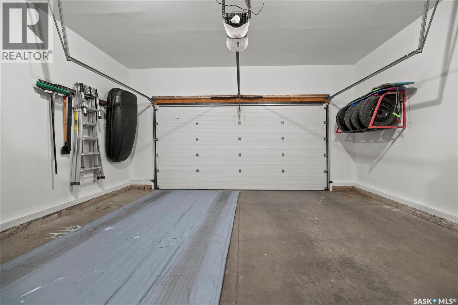 4221 Green Olive Way E Property Photo 30