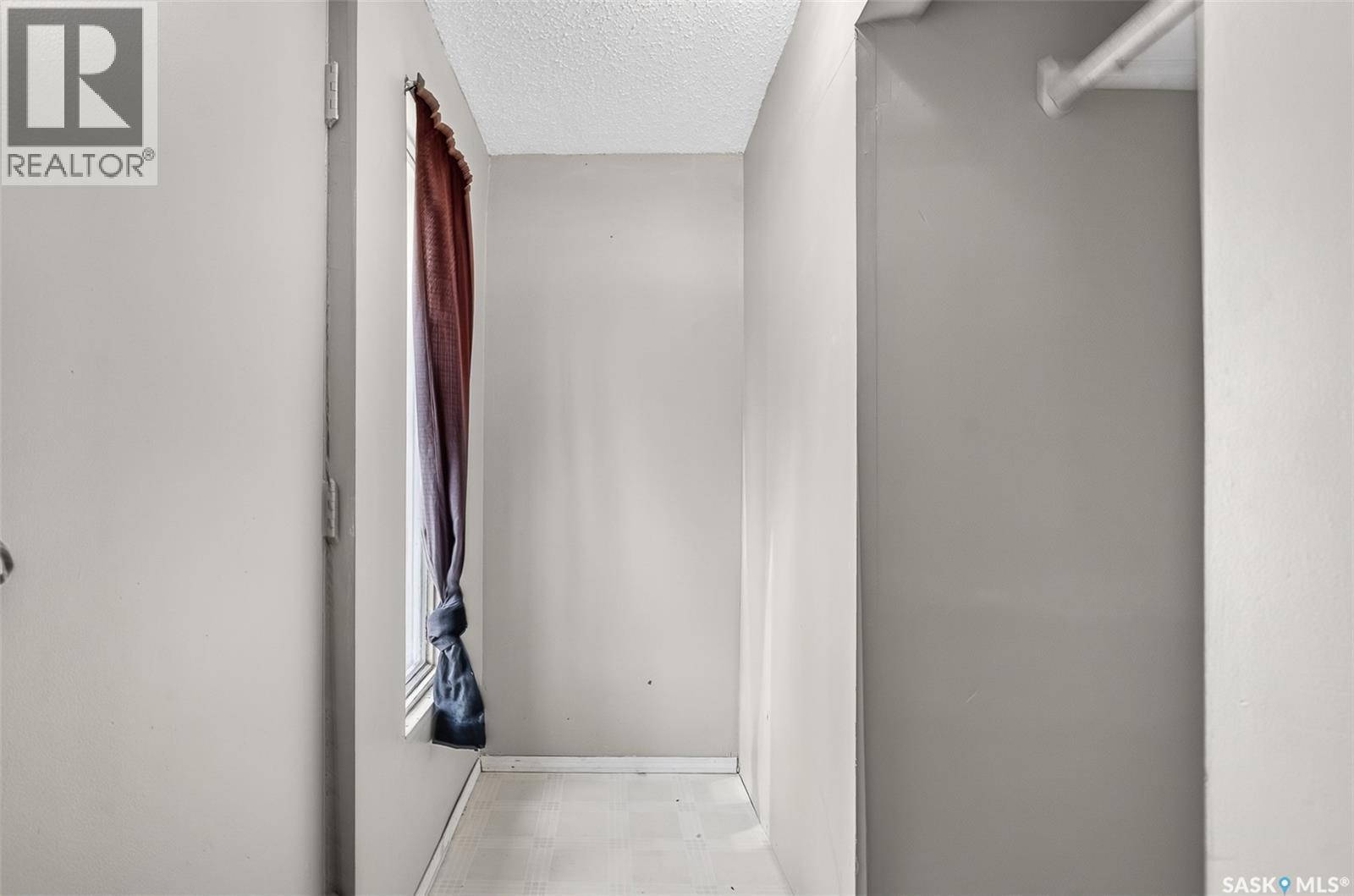 926 Montgomery Street Property Photo 2