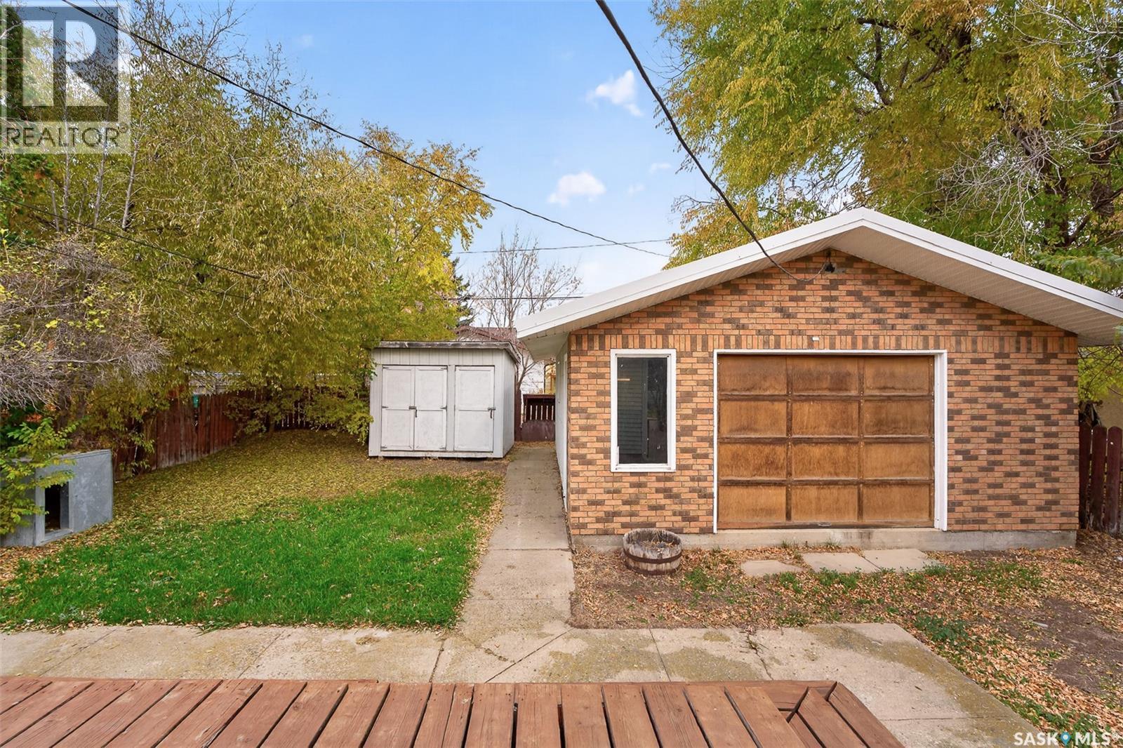 926 Montgomery Street Property Photo 48