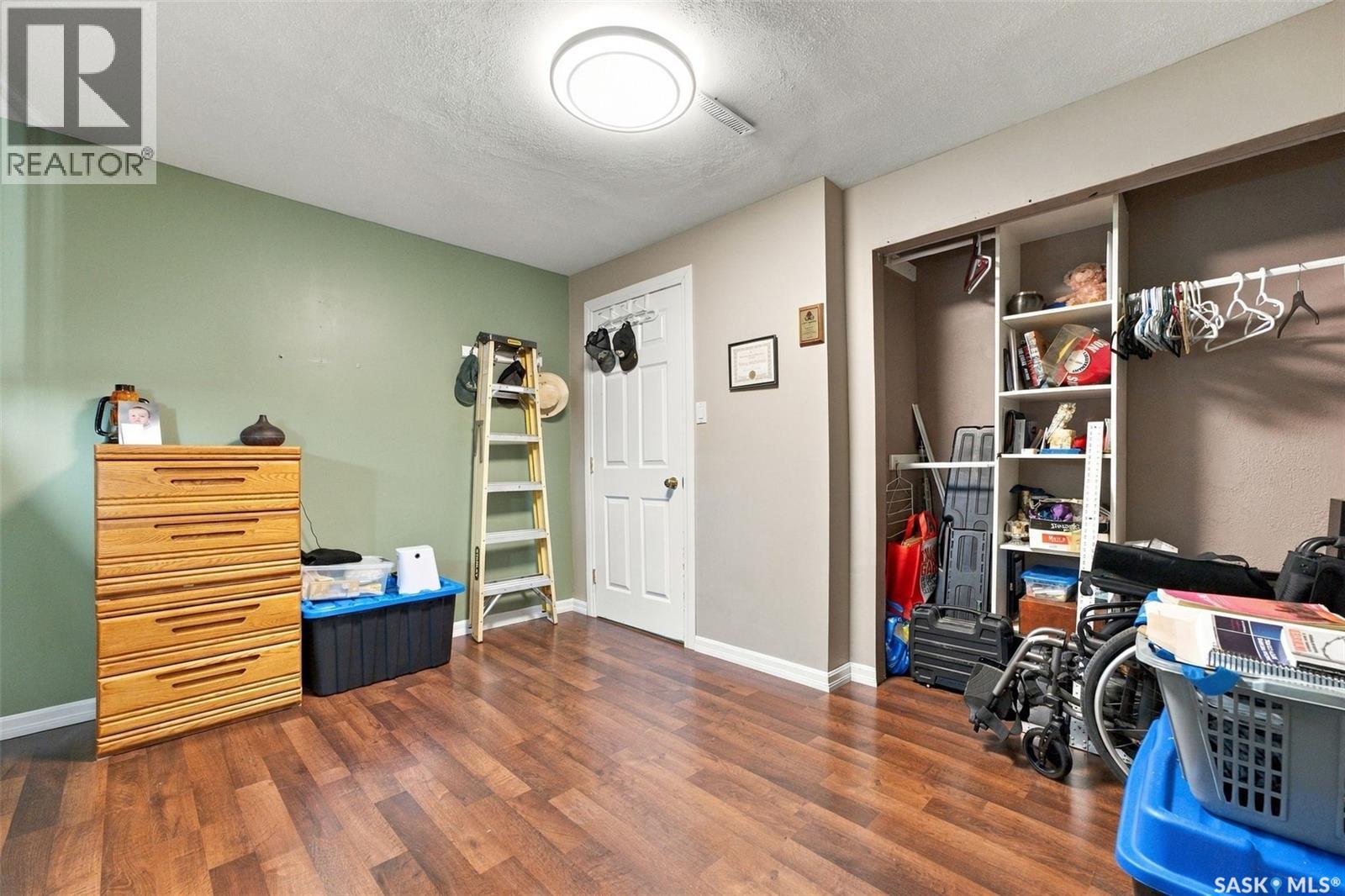 22 4th Avenue N Property Photo 19
