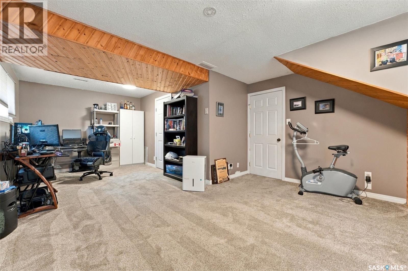 22 4th Avenue N Property Photo 23