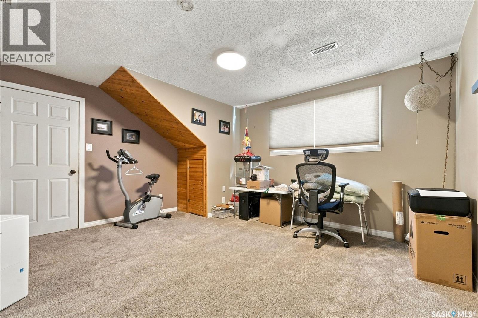 22 4th Avenue N Property Photo 25