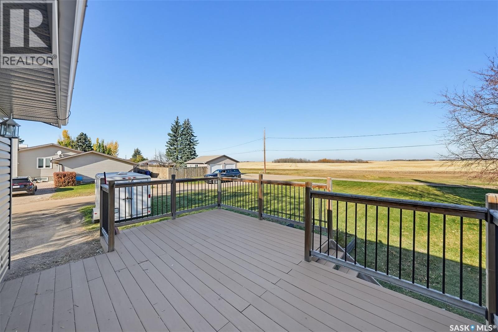 214 8th Avenue W Property Photo 22