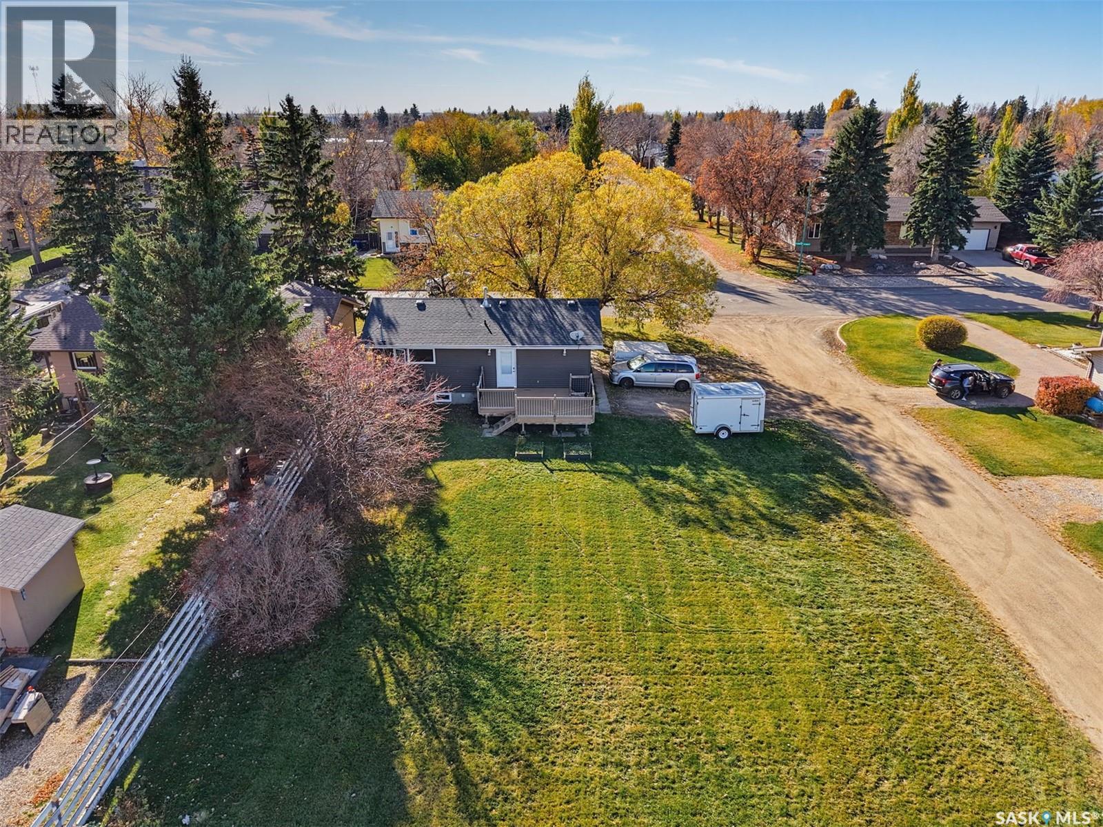 214 8th Avenue W Property Photo 32