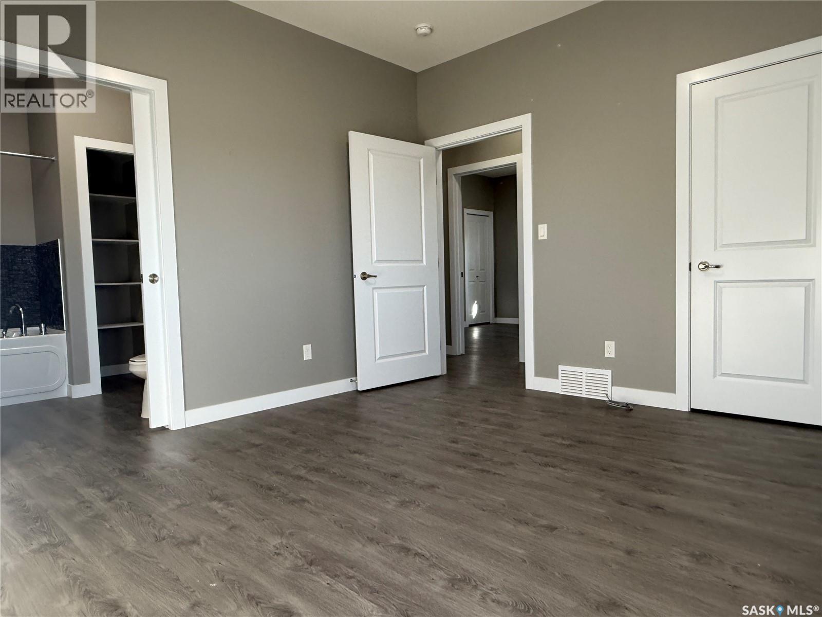 316 Queen Street Property Photo 19