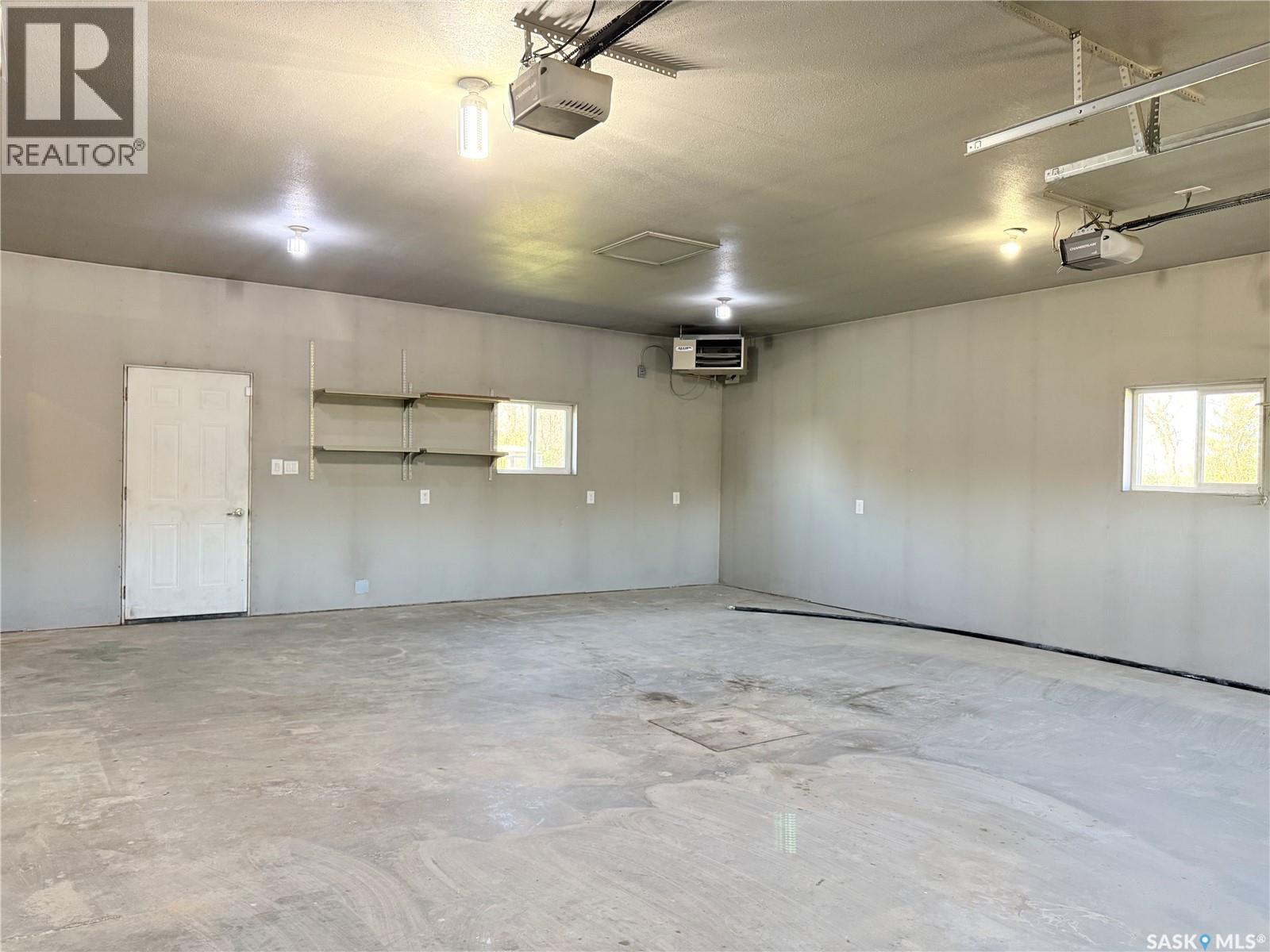 316 Queen Street Property Photo 35