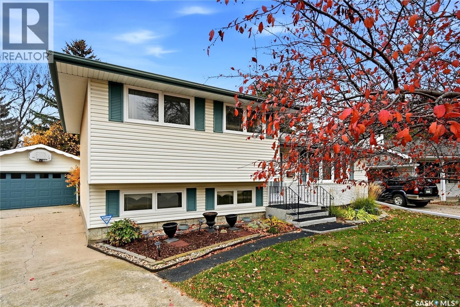 36 Atchison Crescent Property Photo 1