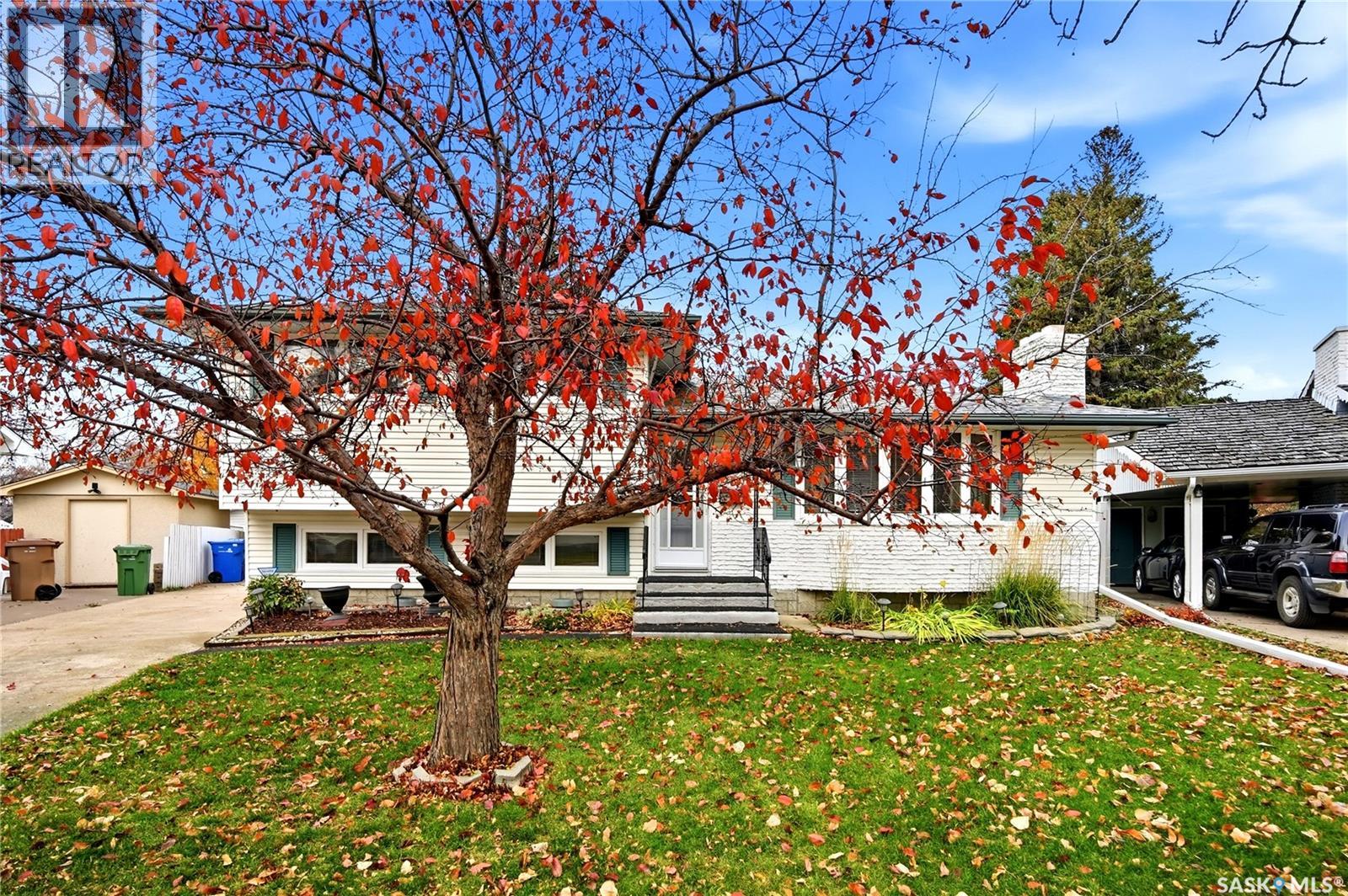 36 Atchison Crescent Property Photo 3