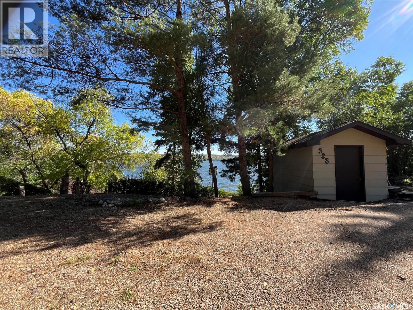 328 Pasqua Lake Road Property Photo 34