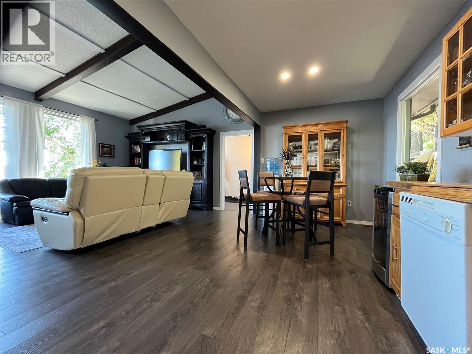 328 Pasqua Lake Road Property Photo 54