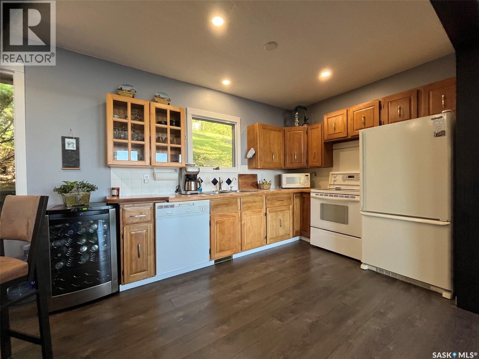 328 Pasqua Lake Road Property Photo 56