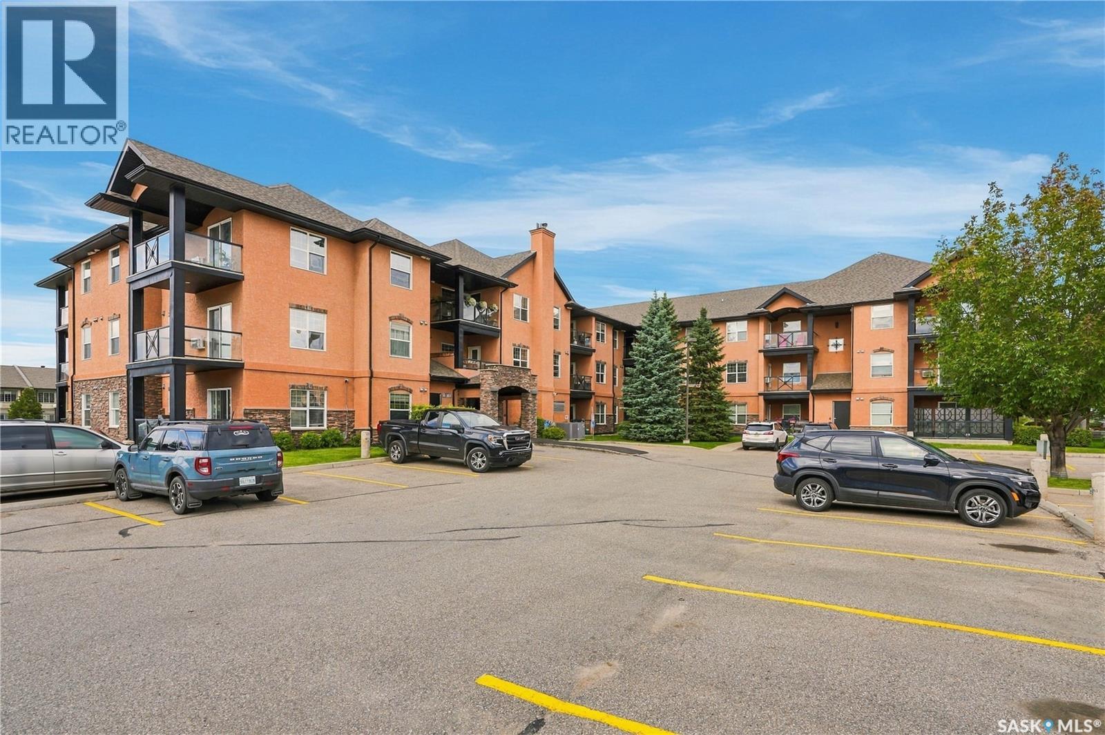 A106 103 Wellman CRESCENT Property Photo 1